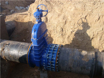 <a href=http://www.pnanwen.com target=_blank class=infotextkey>管道伸縮器</a>主要運行在哪些領域